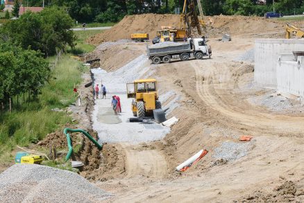 Navrhování a výstavba konstrukčních systémů opěrných zdí a strmých svahů, II. Část