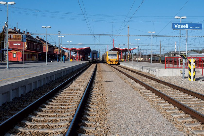 Příprava a realizace investic na železniční dopravní infrastruktuře ČR v letech 2016 a 2017