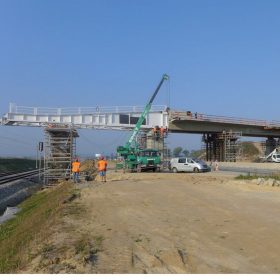Most SO 224 přes dálnici D3 a trať ČD