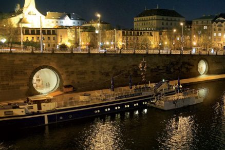 Kulturní kobky: Nové řešení pražské Náplavky