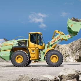 Výrobní závod Liebherr-Werk Bischofshofen GmbH slaví 50 000. kolový nakladač