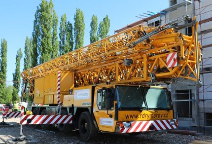 Mobilní stavební jeřáb Liebherr MK 80