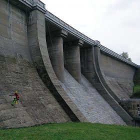 Zatěsňování vodních děl pomocí injektáží