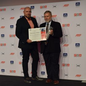 Prestižní oborové ocenění za projekt „e4 cihlový dům budoucnosti“ míří do společnosti Wienerberger