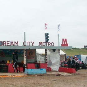 Město snílků na festivalu Roskilde
