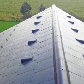 Jak se vyvarovat chyb při pokládce betonové střešní krytiny