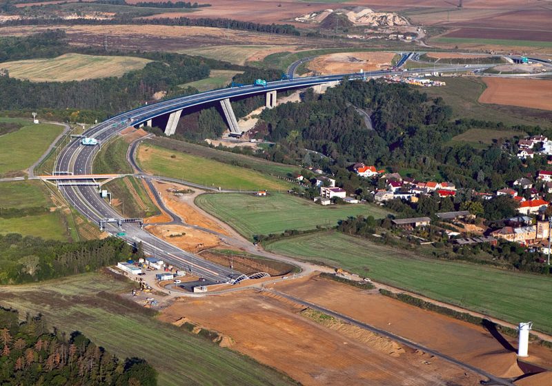 Nejvyšší ocelobetonový most v Praze