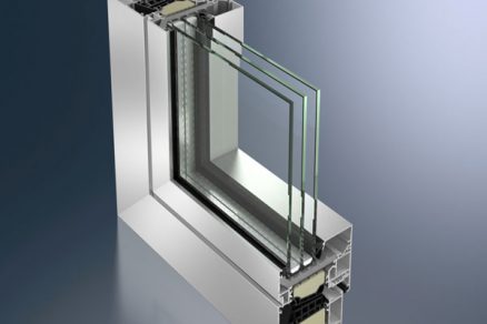 První hliníkový okenní systém s hodnotami tepelné izolace na úrovni pasivních domů