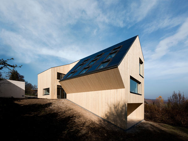 Sluneční dům - první rakouský CO2 neutrální rodinný dům otevřen