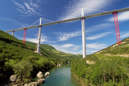 Viadukt Millau – výzva mostnímu stavitelství